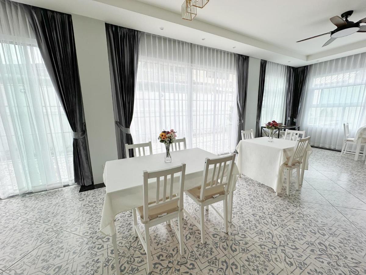 Albergue The White House Rachamankha เดอะ ไวท์เฮ้าส์ ราชมรรคา Chiang Mai Exterior foto